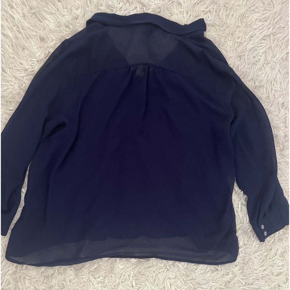 Blue Blouse. - Picture 2 of 3